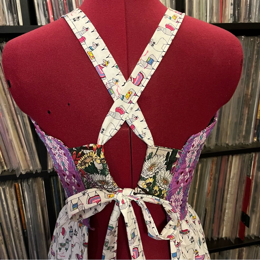 TABOOT llama apron top woven pocket corset open back festival 🦙 💜 🩷 - Picture 5 of 9